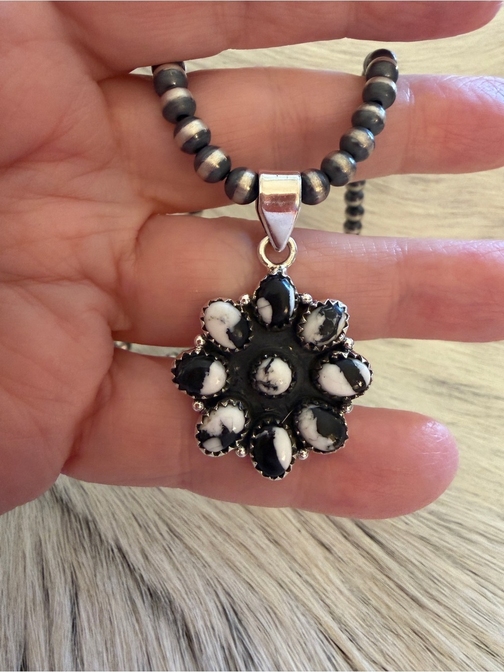 ❤️ Deep Contrast White Buffalo Cluster Sterling Silver Pendant 1.50”L Unisex - Picture 8 of 15